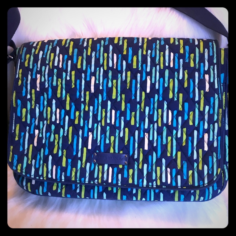Laptop messenger bag